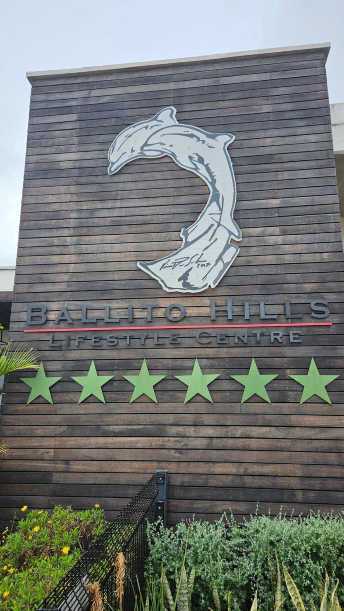 Hills 353 * Ballito